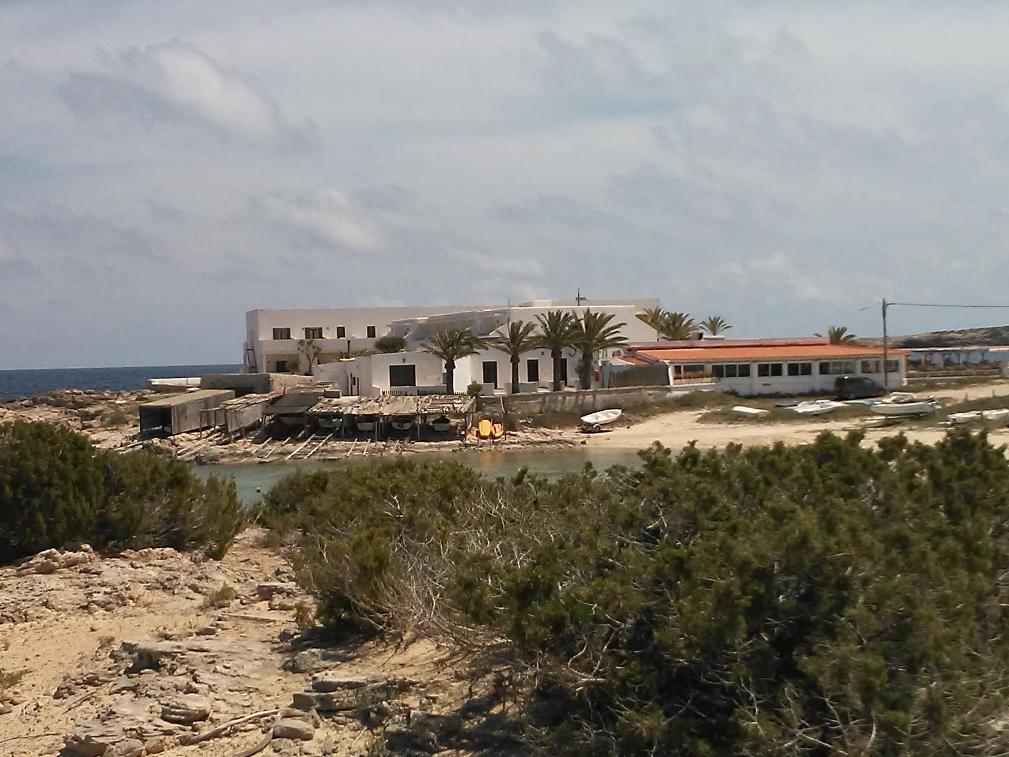 Hotel Roca Bella Es Pujols Esterno foto